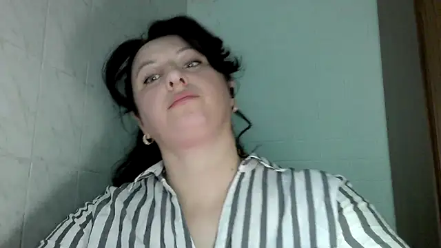 MelinaAx online show from 04/13/26, 07:29