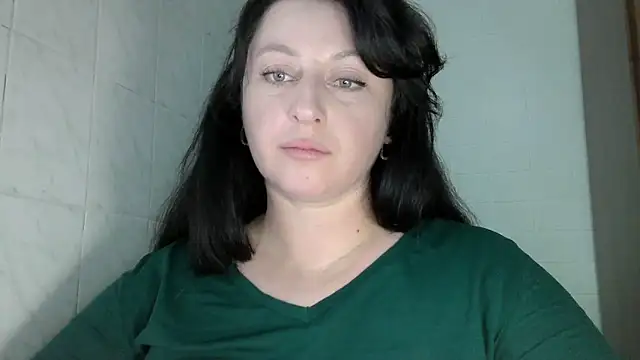 Snapshot of MelinaAx chatting on 06/05/26, 07:52 MelinaAx online show from 06/05/26, 07:52