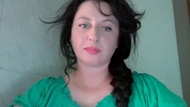 Snapshot of MelinaAx chatting on 07/17/26, 07:22 MelinaAx online show from 07/17/26, 07:22