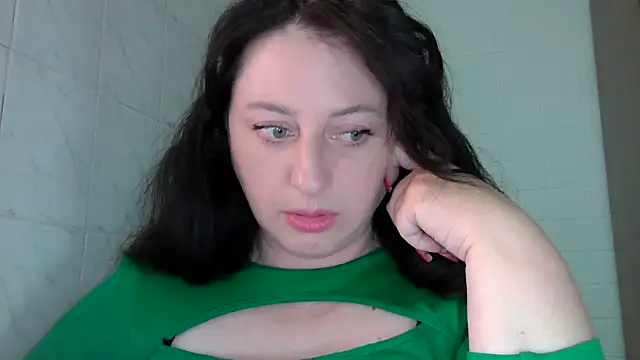 Snapshot of MelinaAx chatting on 06/17/26, 07:30 MelinaAx online show from 06/17/26, 07:30