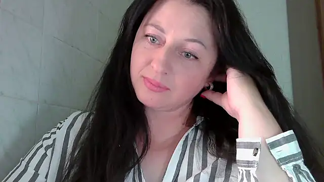 Snapshot of MelinaAx chatting on 07/07/26, 07:17 MelinaAx online show from 07/07/26, 07:17