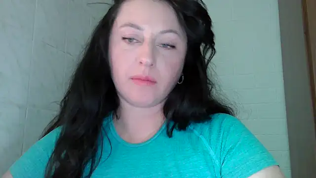 Snapshot of MelinaAx chatting on 06/15/26, 07:57 MelinaAx online show from 06/15/26, 07:57