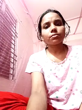 Snapshot of Hor-reka chatting on 11/20/25, 09:47 Hor-reka online show from 11/20/25, 09:47