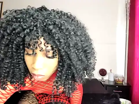 Weendolyn  online show from 12/04/25, 02:27