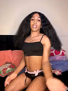 Weendolyn  online show from 12/01/25, 04:13