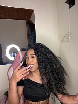 Weendolyn  online show from 11/30/25, 03:07