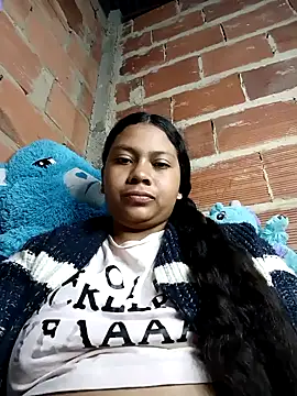 Snapshot of Sweet_Milk03 chatting on 11/28/25, 10:43 Sweet Milk03 online show from 11/28/25, 10:43