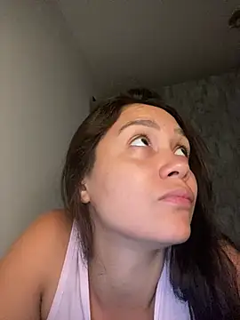 carolsapequinha online show from 02/16/26, 11:02