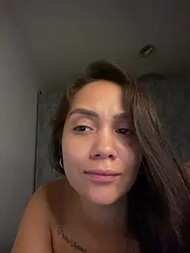 carolsapequinha online show from 04/02/26, 02:19