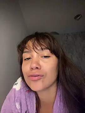 carolsapequinha online show from 05/17/26, 01:33