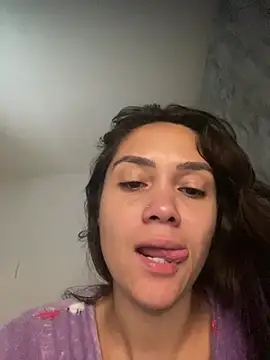 carolsapequinha online show from 06/06/26, 01:05