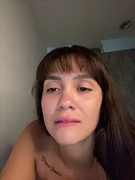 carolsapequinha online show from 04/16/26, 09:39