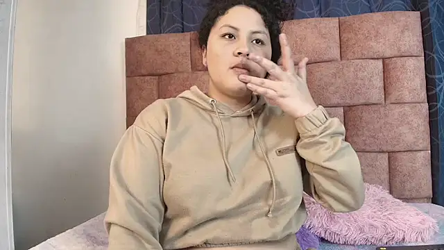 Snapshot of Baby_Disgusting chatting on 11/12/25, 08:45 Baby Disgusting online show from 11/12/25, 08:45