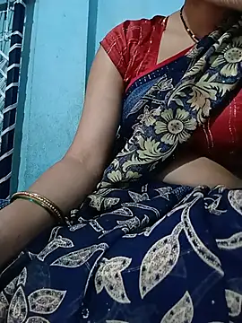 Snapshot of beutiful_hot chatting on 07/04/26, 05:25 beutiful hot online show from 07/04/26, 05:25