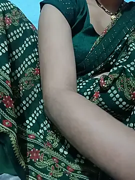 Snapshot of beutiful_hot chatting on 06/19/26, 01:28 beutiful hot online show from 06/19/26, 01:28