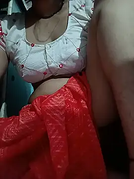 Snapshot of beutiful_hot chatting on 06/19/26, 01:22 beutiful hot online show from 06/19/26, 01:22