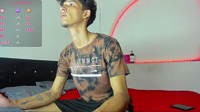 kaiborman00 online show from 04/02/26, 03:02