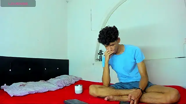 kaiborman00 online show from 03/03/26, 03:02