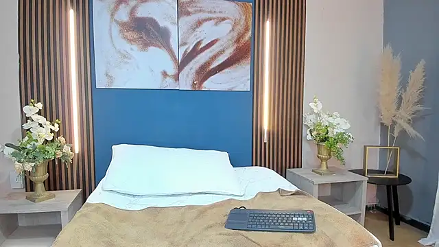 two on fire online show from 11/21/25, 07:46