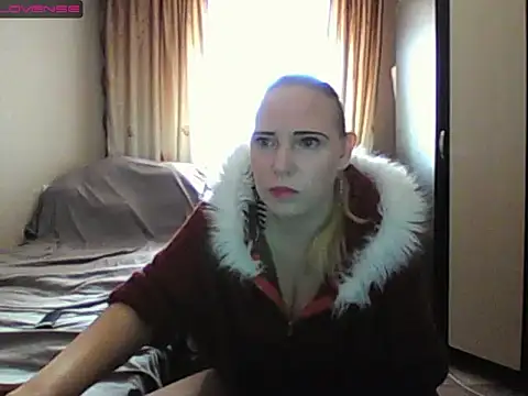 Snapshot of JenniDeep chatting on 02/13/26, 09:09 JenniDeep online show from 02/13/26, 09:09