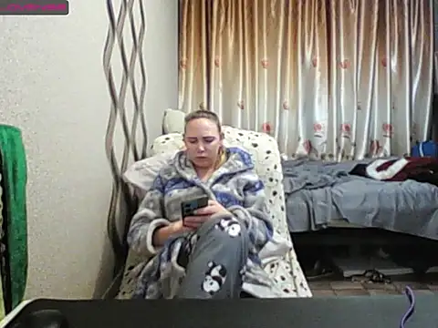 JenniDeep online show from 12/20/25, 09:28