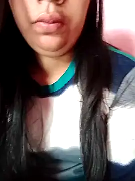 isha sharma2002 online show from 11/15/25, 03:54