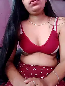 isha sharma2002 online show from 11/18/25, 03:21