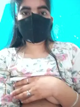 isha sharma2002 online show from 01/14/26, 12:53