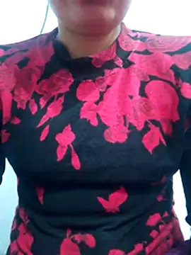 isha sharma2002 online show from 11/26/25, 04:40