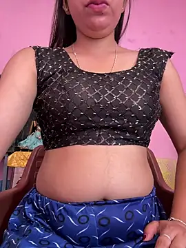 Snapshot of isha_sharma2002 chatting on 05/05/26, 05:54 isha sharma2002 online show from 05/05/26, 05:54
