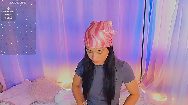 lizzy kane online show from 04/01/26, 08:17