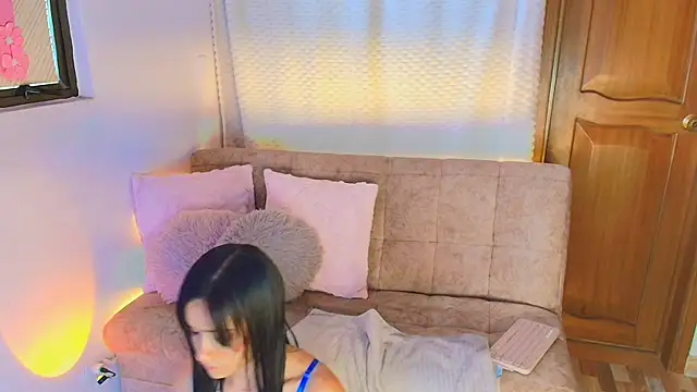 lizzy kane online show from 03/27/26, 08:10