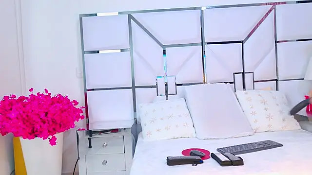 VeronicaSttar online show from 01/13/26, 11:36