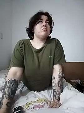 Snapshot of miturikento chatting on 11/13/25, 12:03 miturikento online show from 11/13/25, 12:03