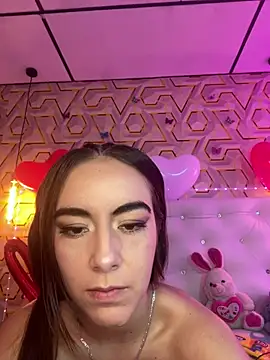 Snapshot of MelanyyJhonson15 chatting on 02/17/26, 01:36 MelanyyJhonson15 online show from 02/17/26, 01:36