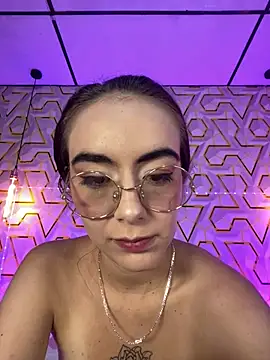 MelanyyJhonson15 online show from 06/20/26, 09:31