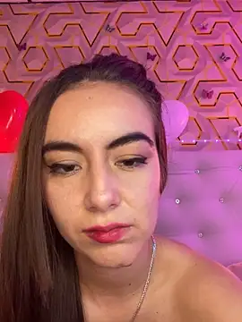 Snapshot of MelanyyJhonson15 chatting on 02/20/26, 06:19 MelanyyJhonson15 online show from 02/20/26, 06:19