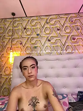 MelanyyJhonson15 online show from 04/07/26, 02:35