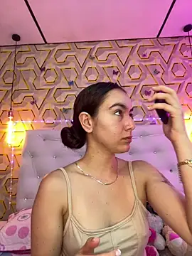 Snapshot of MelanyyJhonson15 chatting on 02/08/26, 04:15 MelanyyJhonson15 online show from 02/08/26, 04:15