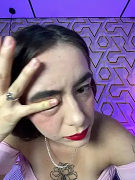 MelanyyJhonson15 online show from 07/05/26, 04:19