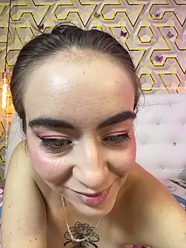 Snapshot of MelanyyJhonson15 chatting on 05/25/26, 03:39 MelanyyJhonson15 online show from 05/25/26, 03:39