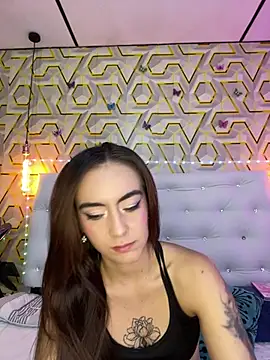 Snapshot of MelanyyJhonson15 chatting on 04/23/26, 03:02 MelanyyJhonson15 online show from 04/23/26, 03:02