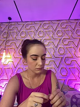 MelanyyJhonson15 online show from 07/08/26, 09:15