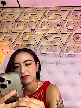 MelanyyJhonson15 online show from 12/04/25, 11:48