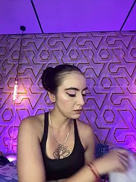 MelanyyJhonson15 online show from 06/19/26, 08:25