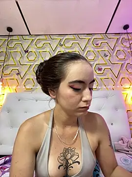 MelanyyJhonson15 online show from 06/11/26, 08:39