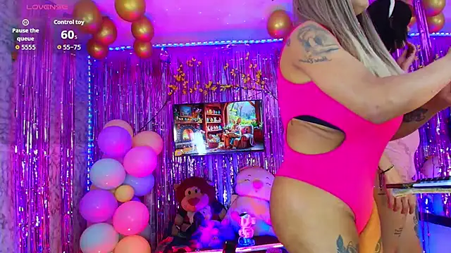 TAYLOR S7 online show from 04/01/26, 02:02