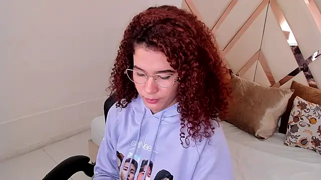 avrilwaynee online show from 01/07/26, 11:59