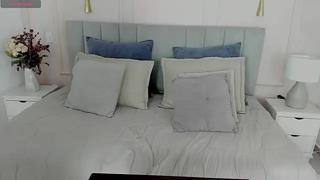 Snapshot of Dulce_emi chatting on 04/16/26, 12:39 Dulce emi online show from 04/16/26, 12:39