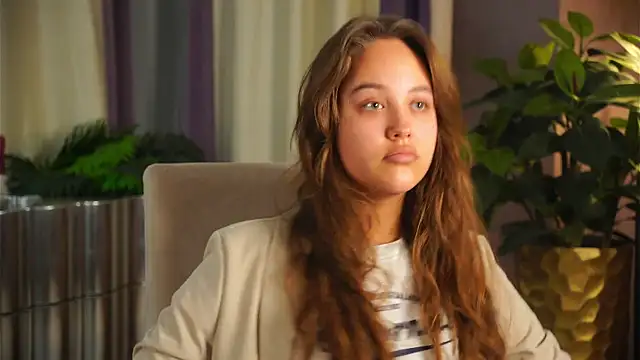 Snapshot of AlesiaTouhey chatting on 11/17/25, 12:09 AlesiaTouhey online show from 11/17/25, 12:09